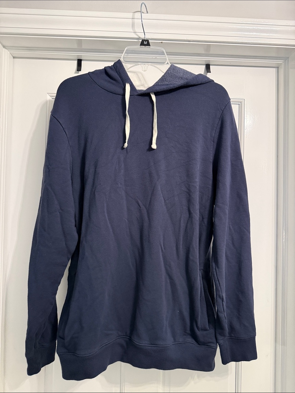 Travis Mathew Men's Navy Hooded Pullover Sweatshirt - size large